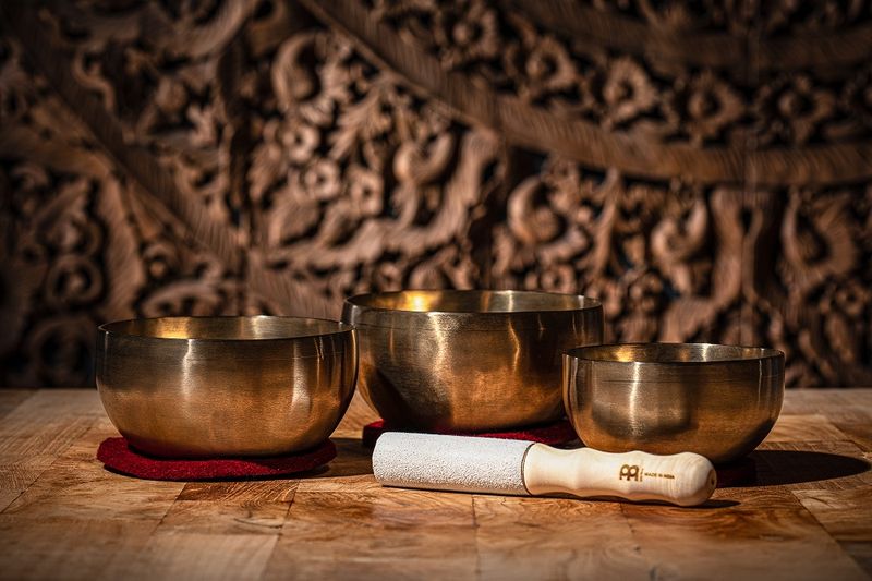 Meinl SB-U-1950 Universal Singing Bowl Set, 3 pcs set
