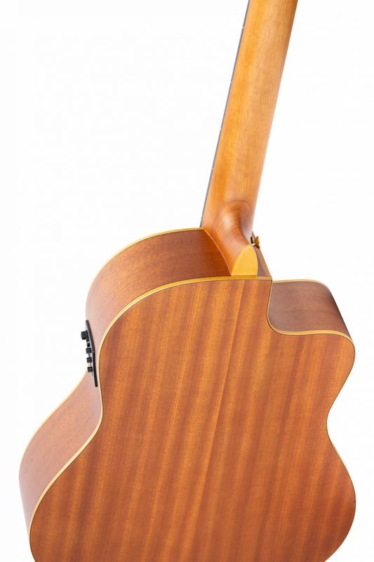 Ortega RCE131SN-L Klassisk gitar 4/4 Size, med mik, Slim neck, Left