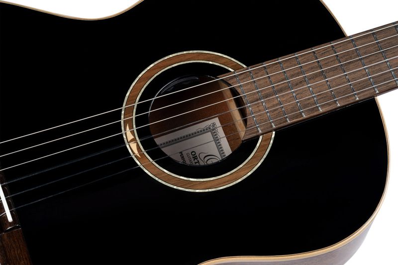 Ortega RE238SN-BKT Klassisk gitar 4/4 Size, med mik, Slim neck