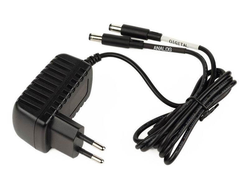 Boston Isolated Power Supply for Noiseless Use of Analog & Digital Pedals