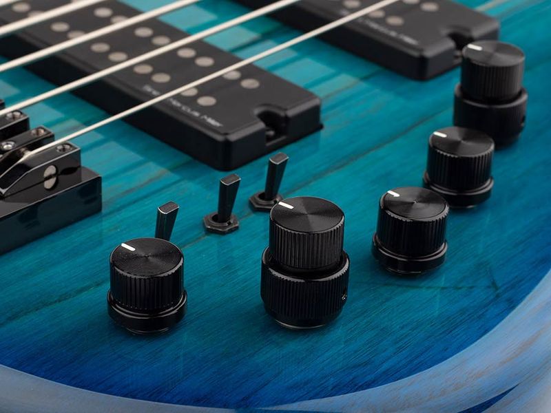 Sire M5 Series Marcus Miller Swamp Ash 5-string Bass Guitar Transparent Blue