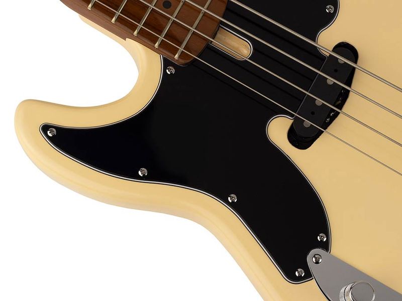 Sire D5 Series Marcus Miller Lefty Alder 4-string Passive Bass Guitar Vintage White