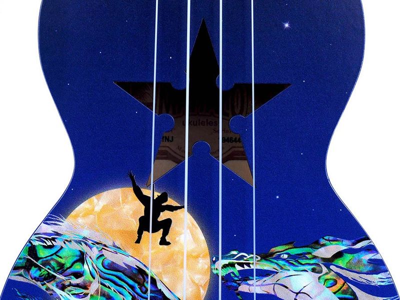 Mahalo Art Series, soprano ukulele NINJA, with bag