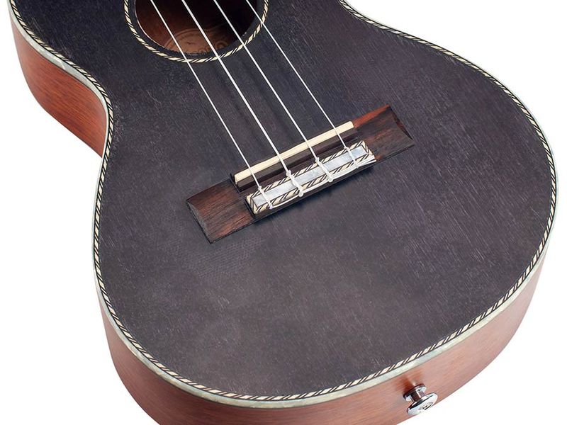 Mahalo Pearl Series, solid top tenor ukulele, black, with bag