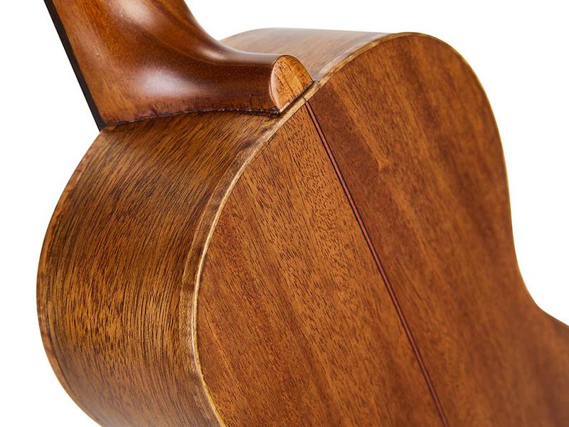 Mahalo Master Series, all solid concert ukulele, natural, with bag
