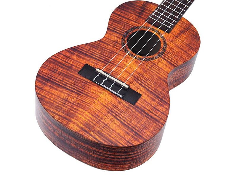 Mahalo Artist Elite Series, tenor ukulele PHOTO FLAME KOA, with bag