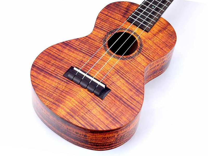 Mahalo Artist Elite Series, concert ukulele PHOTO FLAME KOA, with bag
