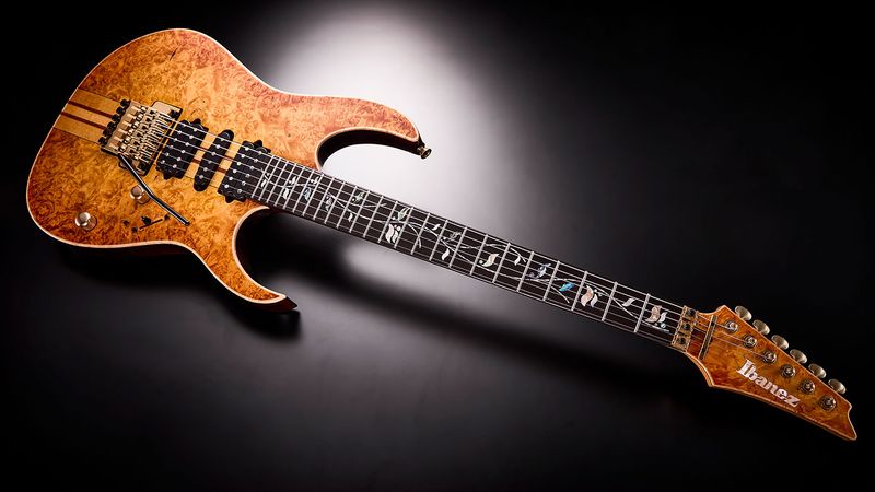 Ibanez IV1RG Elgitar med hardcase, RG Visions