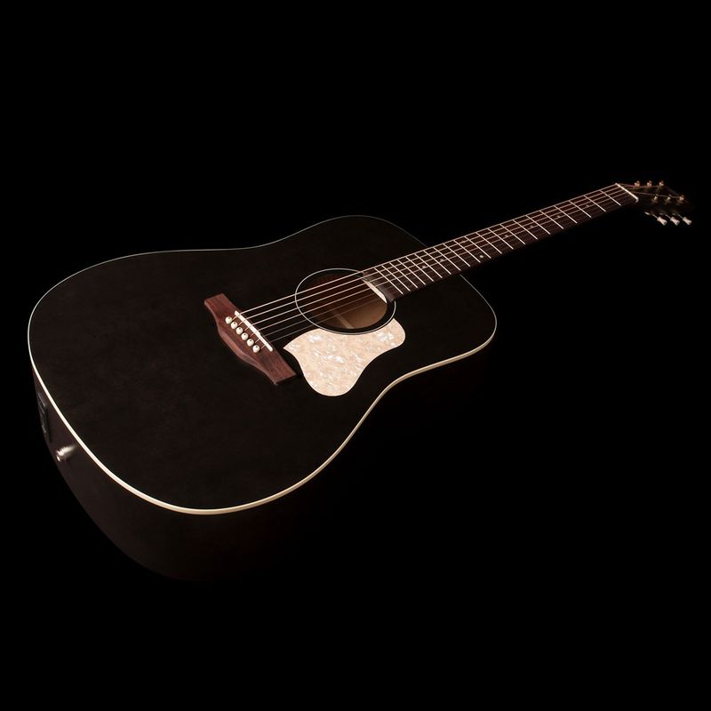 Art & Lutherie Americana Faded Black Presys II