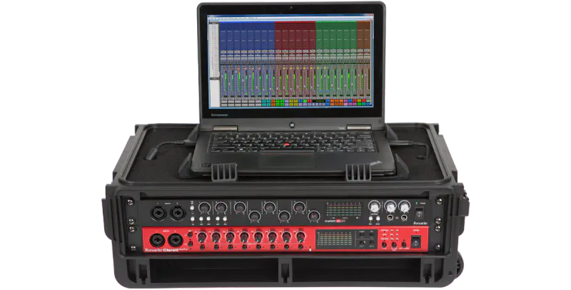 SKB Cases 1SKB-iSF2U Studio Flyer 2U rack Case