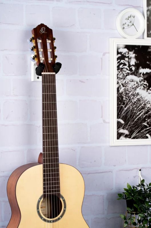 Ortega OGH-1WH Gitar Veggfeste Hvit