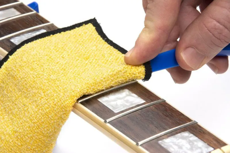 MusicNomad MN292 Total Guitar Spa Kit