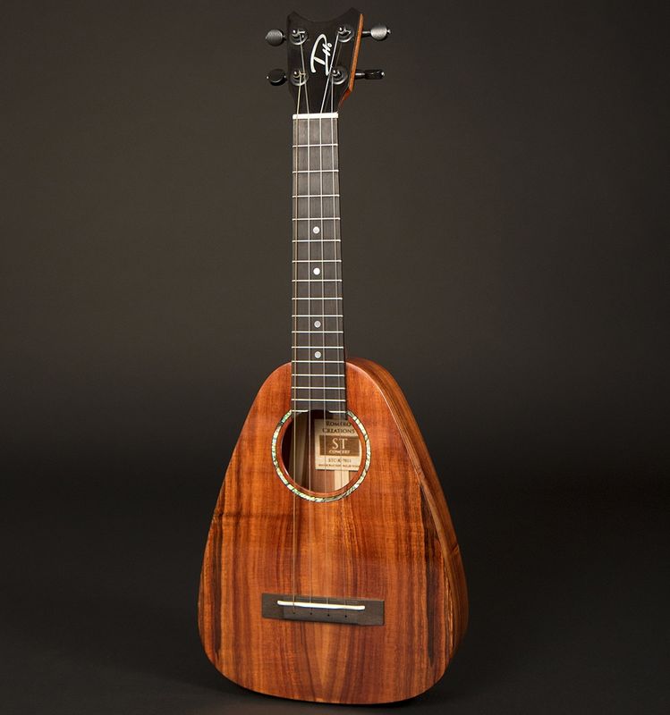 Romero ST Concert Koa Ukulele